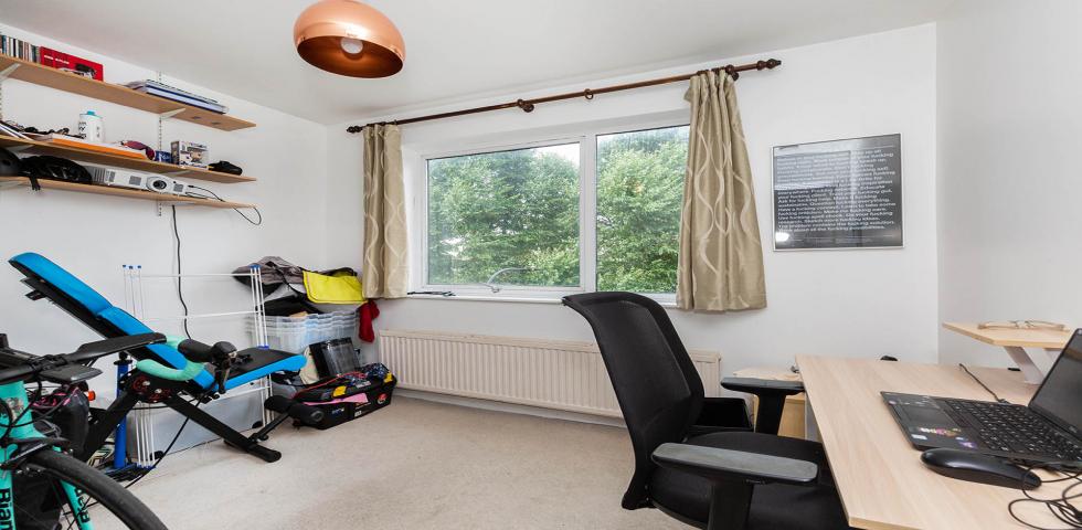 			2 Bedroom, 1 bath, 1 reception Flat			 West End Lane, WEST HAMPSTEAD